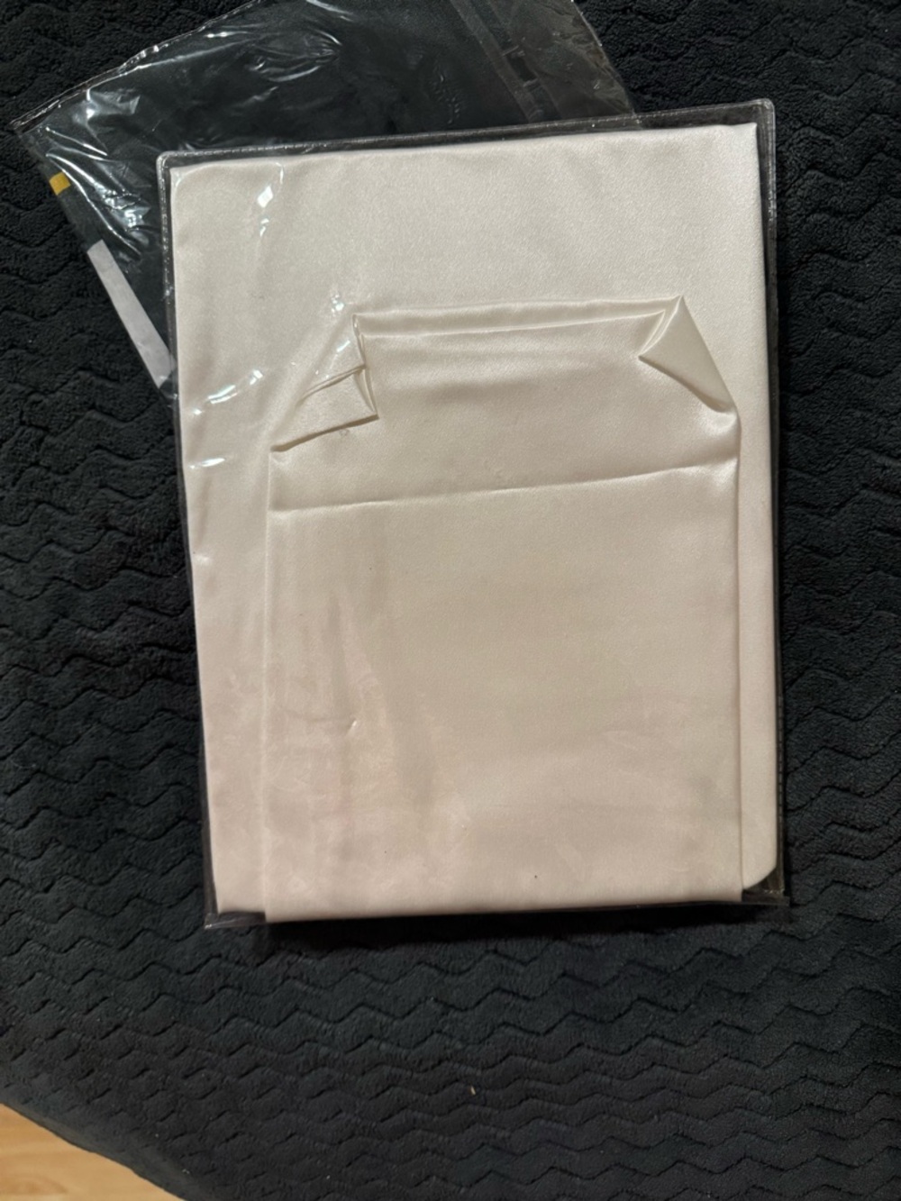 Silky Ivory Pillowcase Set